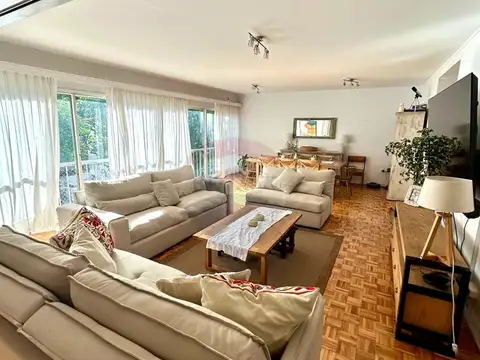 VENTA POCITOS,  3 DORM. GARAJE, SERV. COMPLETO