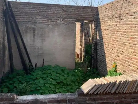 Terreno en Venta 8  mts Frente