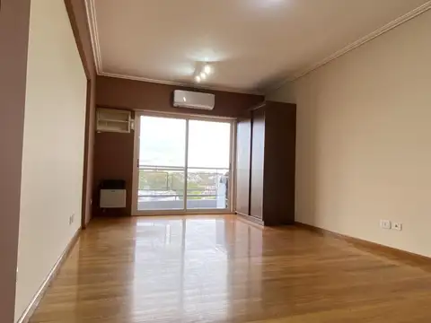 Monoambiente en VENTA en Olivos - apto profesional