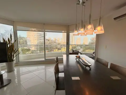 Departamento en Alquiler de 4 dormitorios