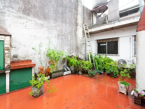 Local en Venta 55 años