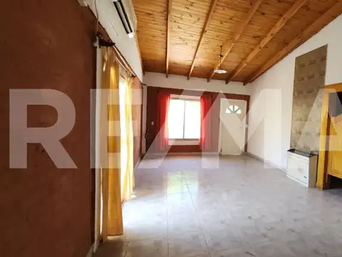 Casa en Venta en Neuquen, USD 155.000
