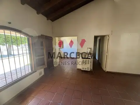 Casa en Venta con 1 cochera