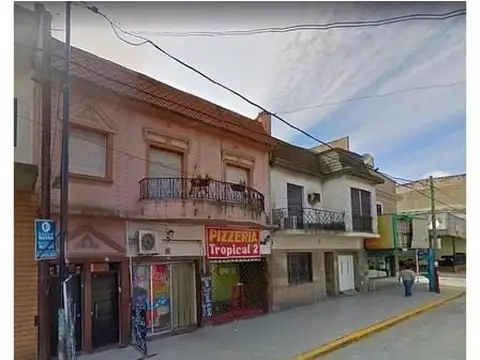 AV JUAN D PERON 3700