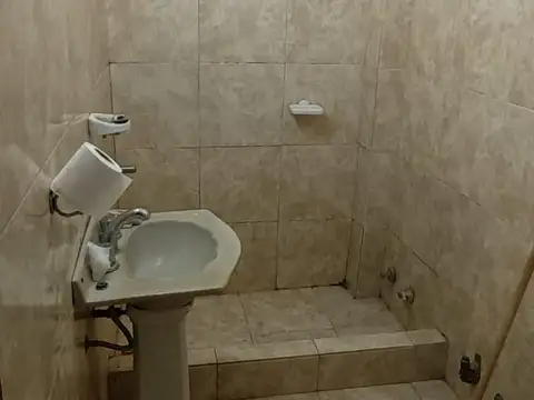 Depto Tipo Casa 2 ambientes con 1 baño