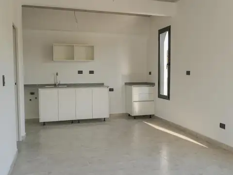 Departamento en Alquiler con 1 cocheras