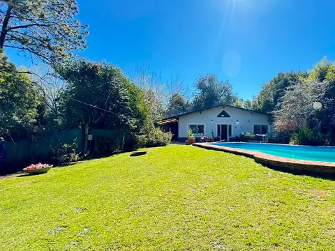Casa 3 ambientes con 2 baños