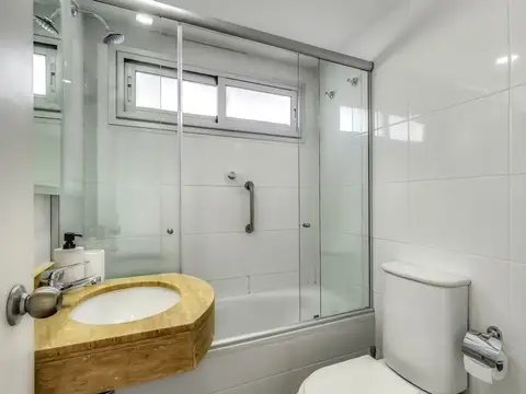 Departamento en Venta en Península, USD 169.000