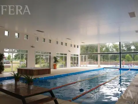 Venta lote de 1833 m2 en Campos de Roca II