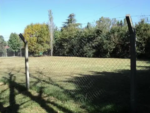 Terreno en Venta en Barrio Parque Leloir, USD 310.000