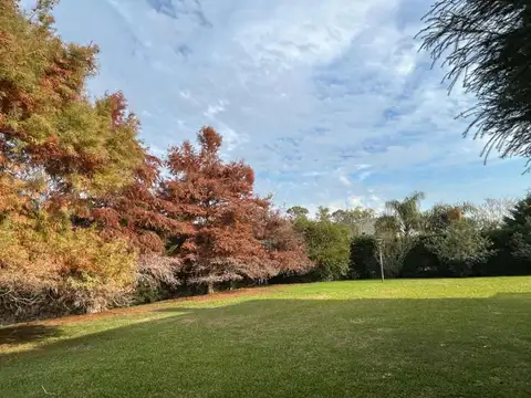 VENTA LOTE BARRIO PRIVADO VILLA OLIVOS