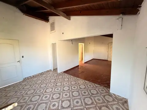 Depto Tipo Casa en Alquiler en Don Torcuato, $ 700.000