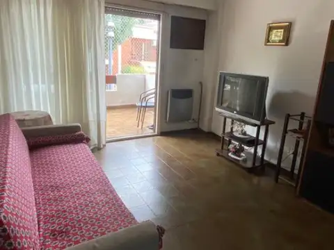 Departamento 3 ambientes al frente  
