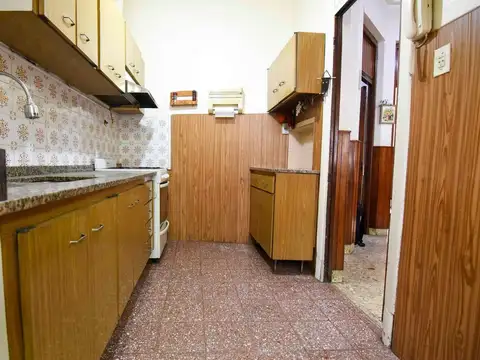 VENTA CASA 4 AMB C/ PATIO Y TERRAZA EN CIUDADELA