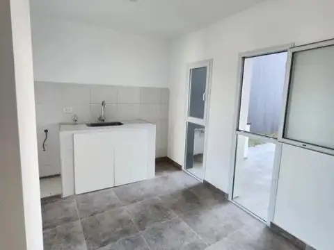 Depto Tipo Casa 2 ambientes con 2 baños