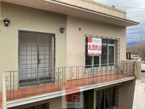 Aristobulo del Valle 405,piso 1,depto 5. Godoy Cruz