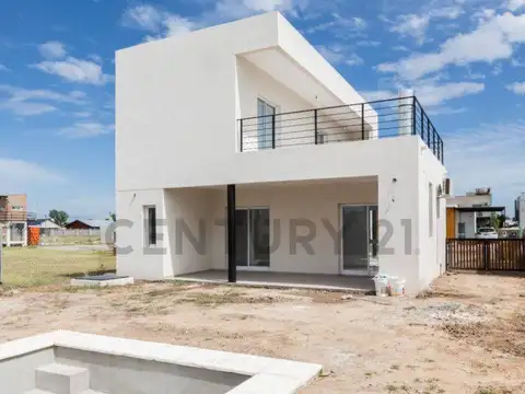 Casa en Venta en Ezeiza, USD 120.000