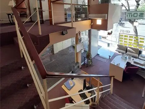 Local en Venta 40 años