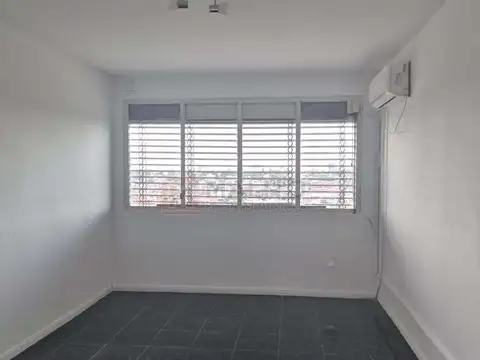 Av. Dellepiane 4264 , Piso 11