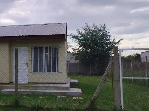 CASA EN MONTE 2 DORMITORIOS A 800 mts DE LA LAGUNA