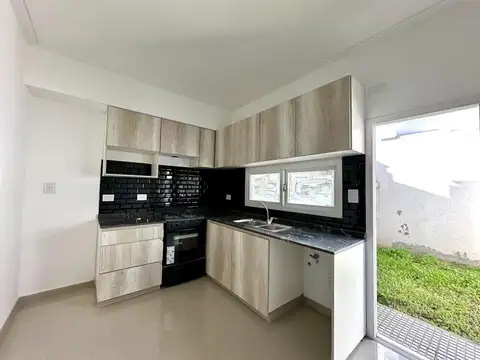 Alferez Hipólito Bouchard 3600