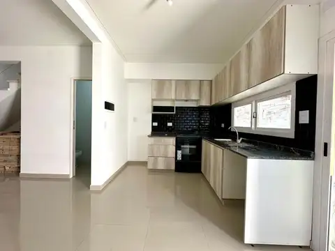 Casa en Venta con 1 cochera