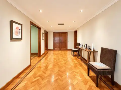 Departamento en Alquiler con 2 cocheras
