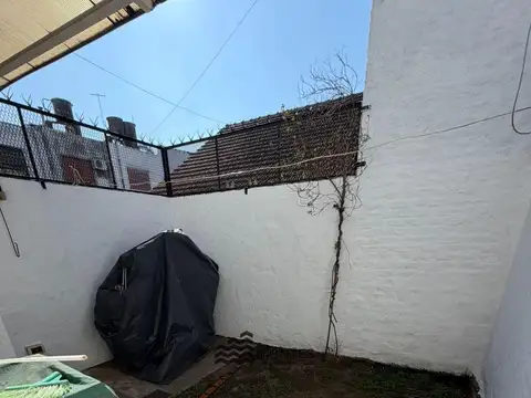 Casa en Alquiler con 1 cochera