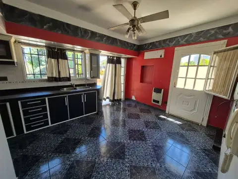 Depto Tipo Casa en Alquiler 26 años