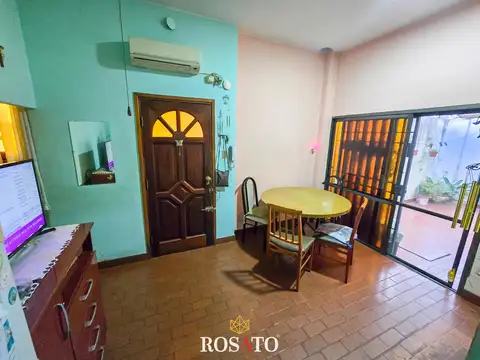 Venta PH 3 ambientes al contrafrente con patio y terraza en Villa Lugano