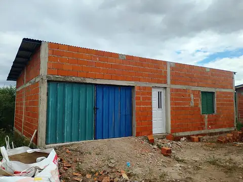 OPORTUNIDAD EN VENTA GALPON EN CAPILLA DEL MONTE