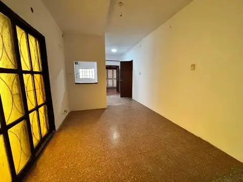 Casa en Alquiler en Fomento 9 De Julio, $ 900.000