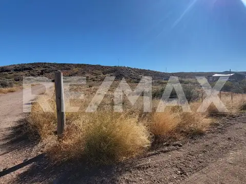 Terreno en Venta en Piedra del Aguila, USD 60.000