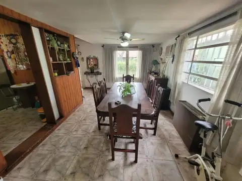 Casa 4 dormitorios en Parquefield