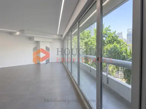 Oficina en Venta al Este