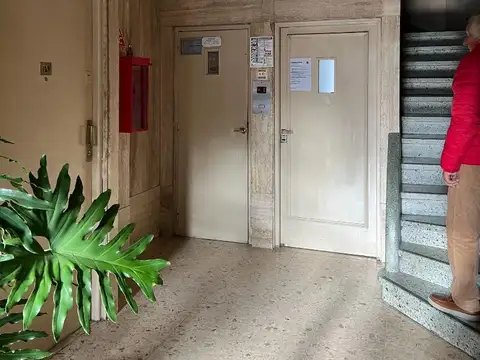 Avenida Martín García 600, Piso 8