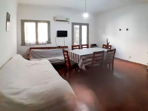 Depto Tipo Casa en Venta en Centro, USD 60.000