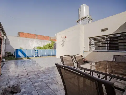 Casa en Venta en Ingeniero Adolfo Sourdeaux, USD 109.000