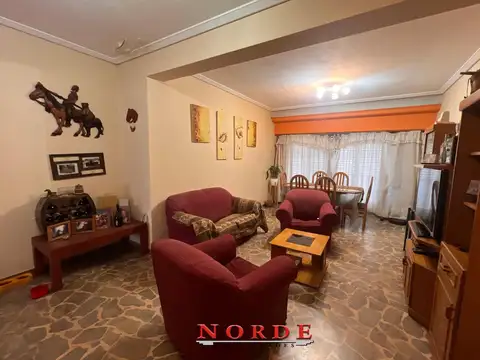 Depto Tipo Casa en Venta en Mataderos, USD 189.000