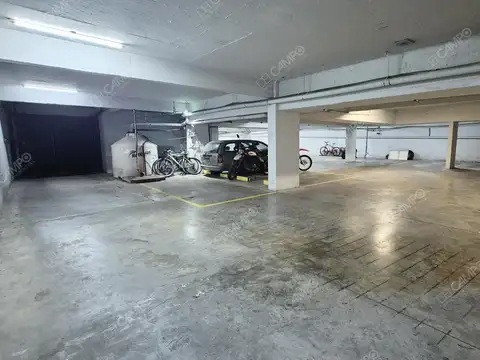 Jaramillo 3400 - Saavedra - Cochera cubierta con entrada independiente