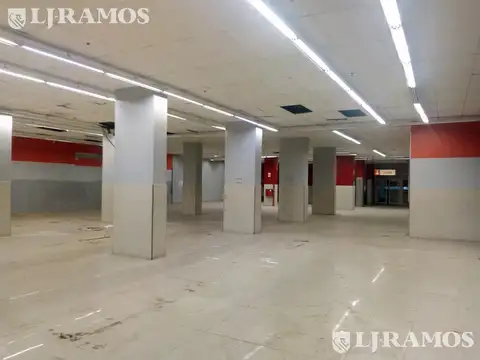 Local en Venta 40 años
