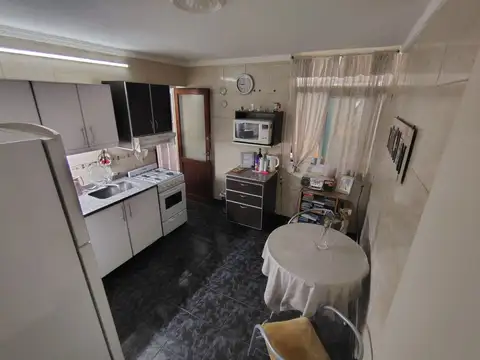 DUPLEX 3 AMBIENTES REFACCIONADO VILLA TESEI