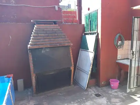 casa con 3 departamentos en Avellaneda