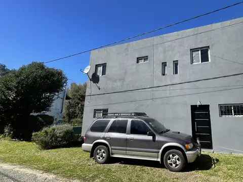CASA 3 AMBIENTES EN BARRIO CERRADO - ESCOBAR | JARDIN, PARRILLA Y MUY LUMINOSA
