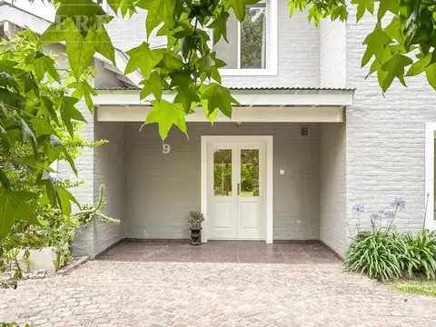 Casa en venta en El Mirasol, La Rioja 1500