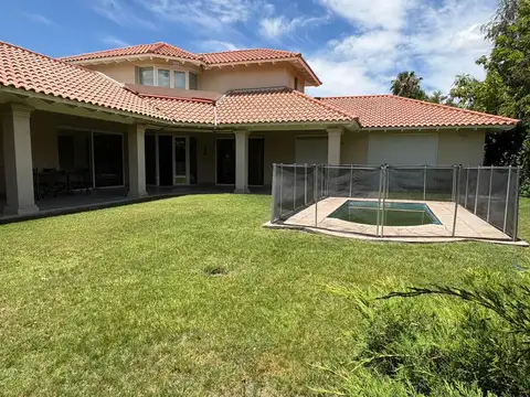 Casa en Venta al Noroeste