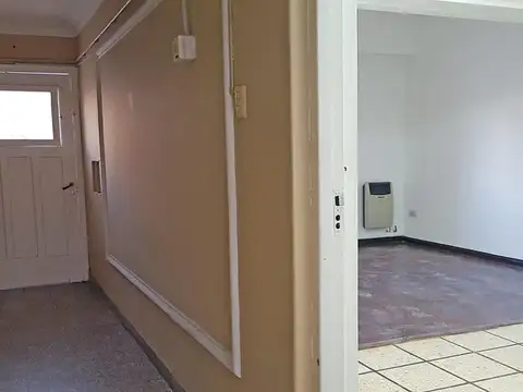 Depto Tipo Casa en Alquiler de 3 ambientes
