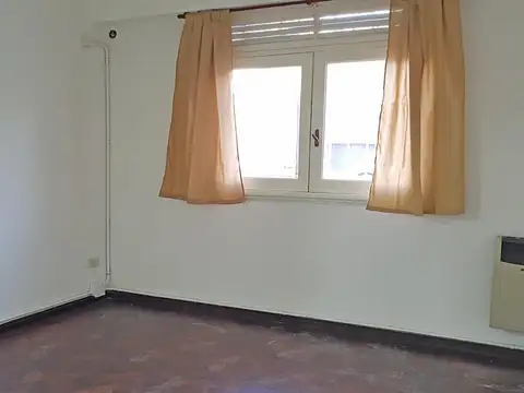 Depto Tipo Casa en Alquiler en Floresta, $ 1.100.000