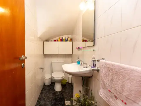 VENTA DUPLEX 4 AMB VILLA LUZURIAGA COCHERA PATIO