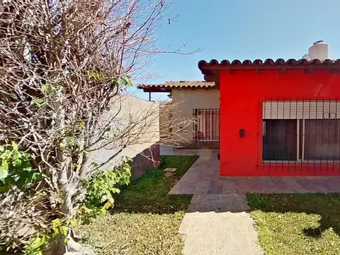 Depto Tipo Casa en Venta de 3 ambientes